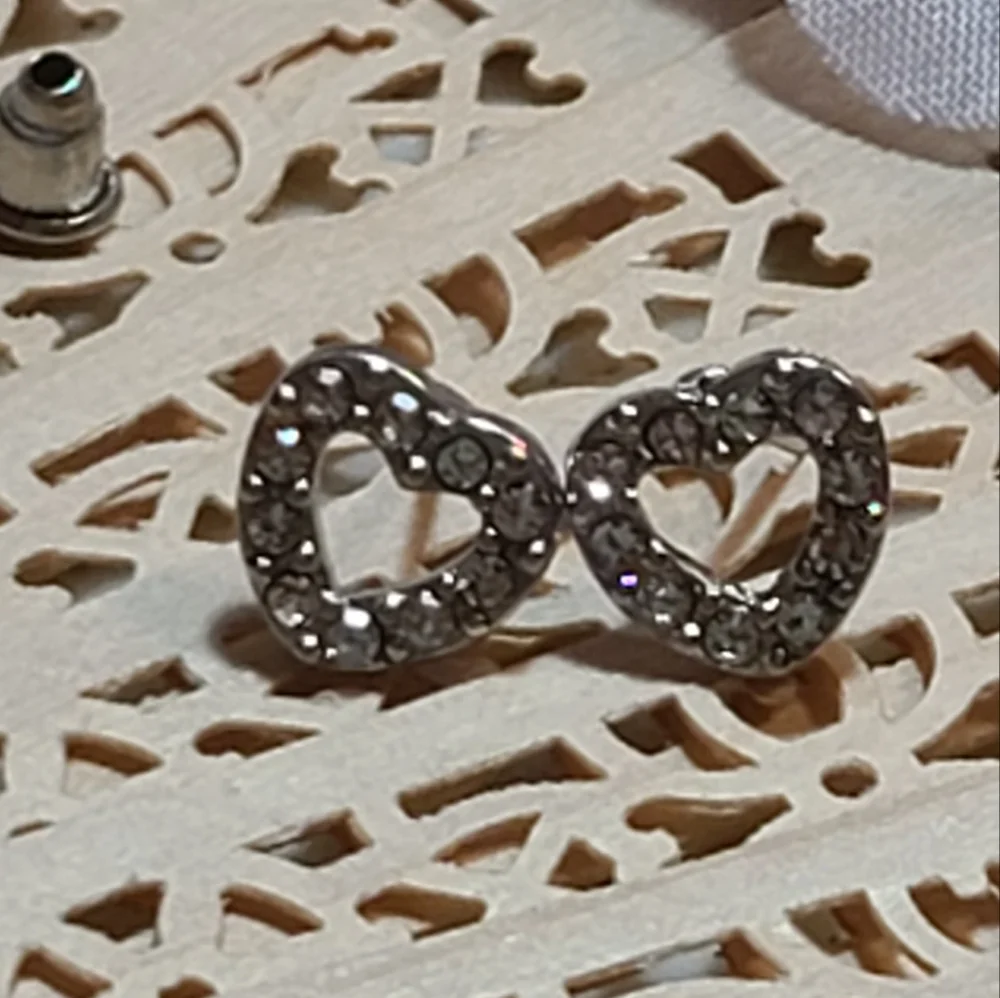 Unique Vintage Silver Heart Earrings